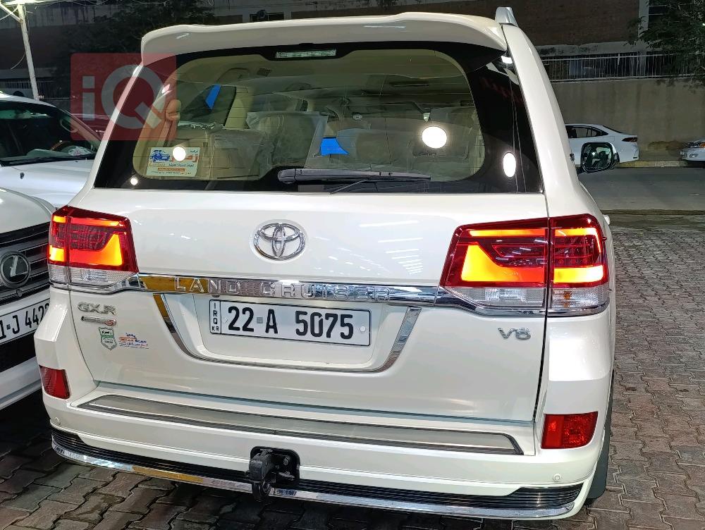 تويوتا لاندكروزر